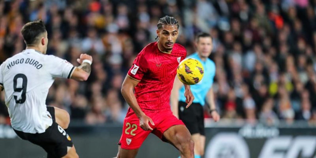 El Stuttgart se retira de la puja por Badé