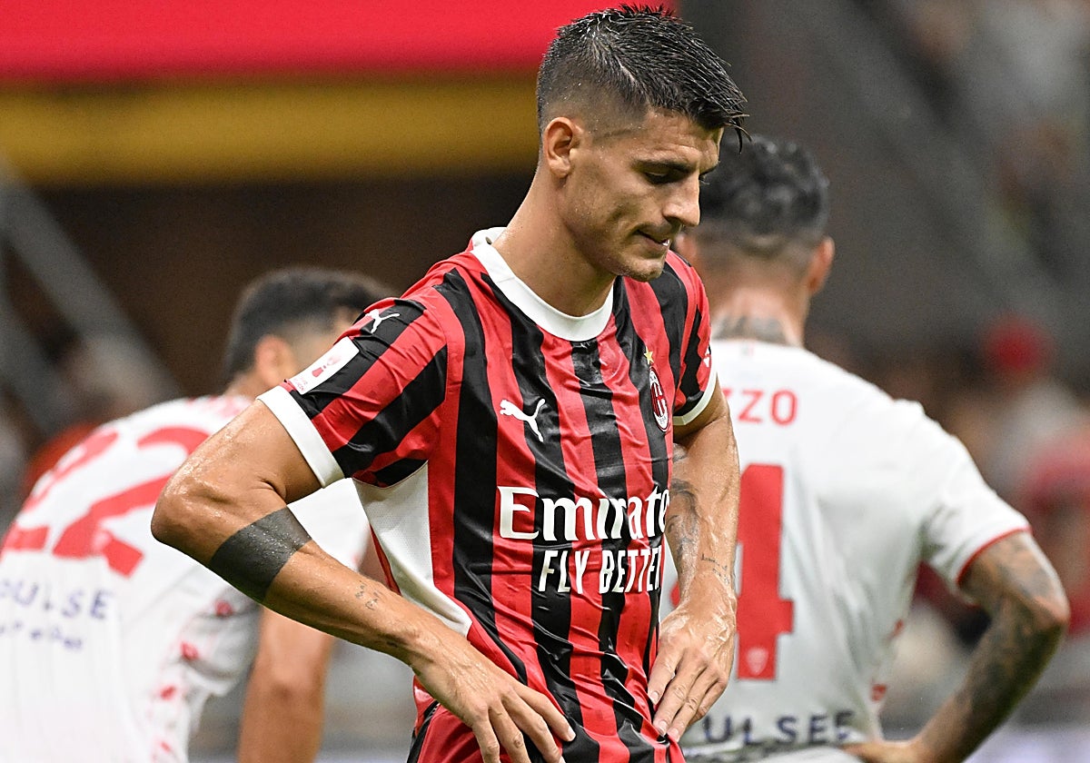 Morata cae lesionado en su primer partido con la camiseta rossonera