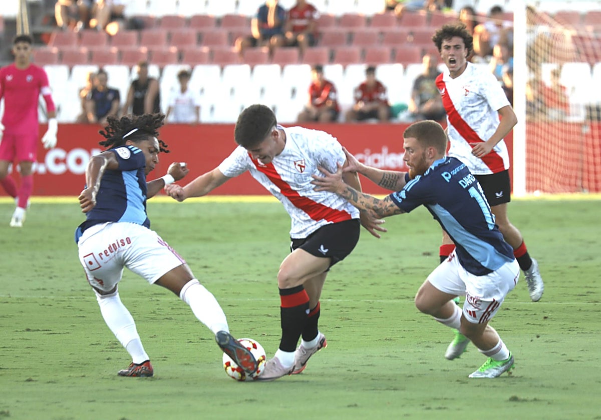 Amargo debut del Sevilla Atlético ante el Real Murcia (1-2)