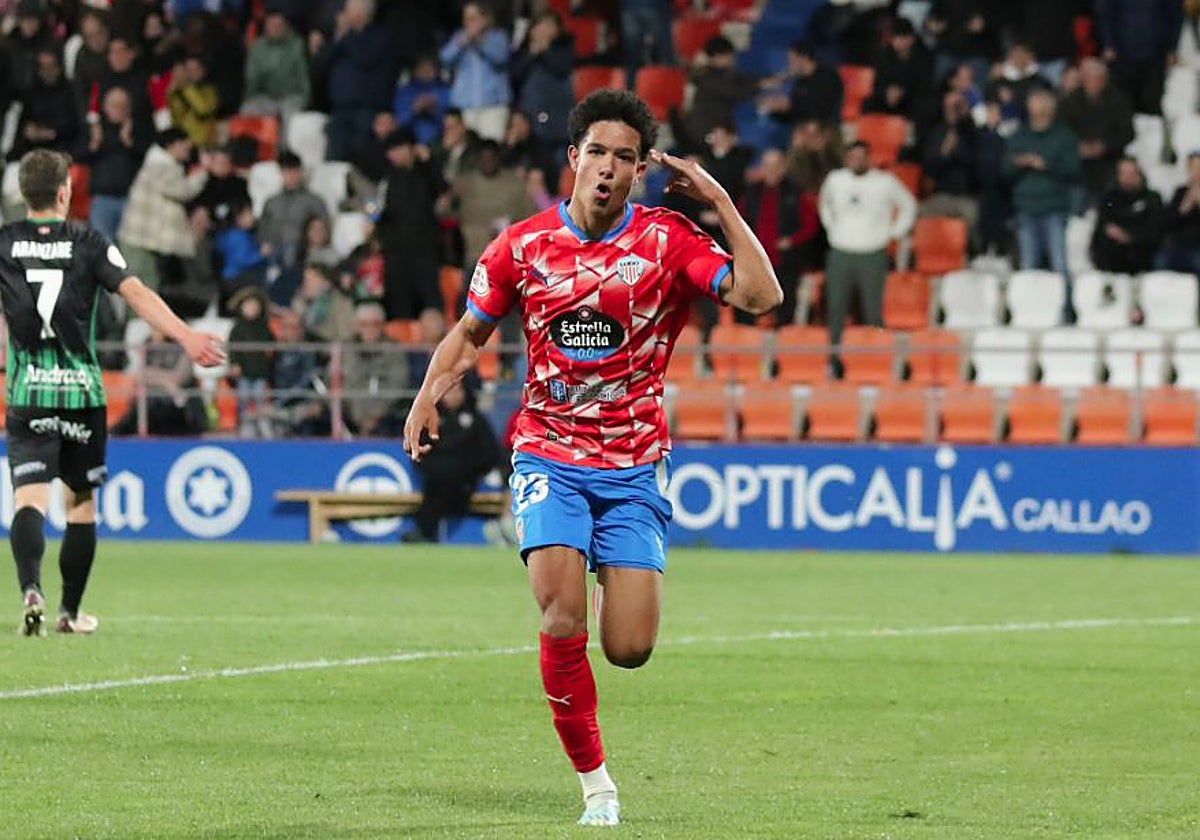 Leandro Antonetti, en un partido con el CD Lugo