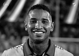 Muere Juan Izquierdo, futbolista uruguayo, tras una semana hospitalizado por sufrir un desplome en pleno partido