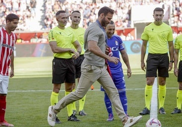 Sporting y Eldense castigan los episodios de racismo en sus estadios