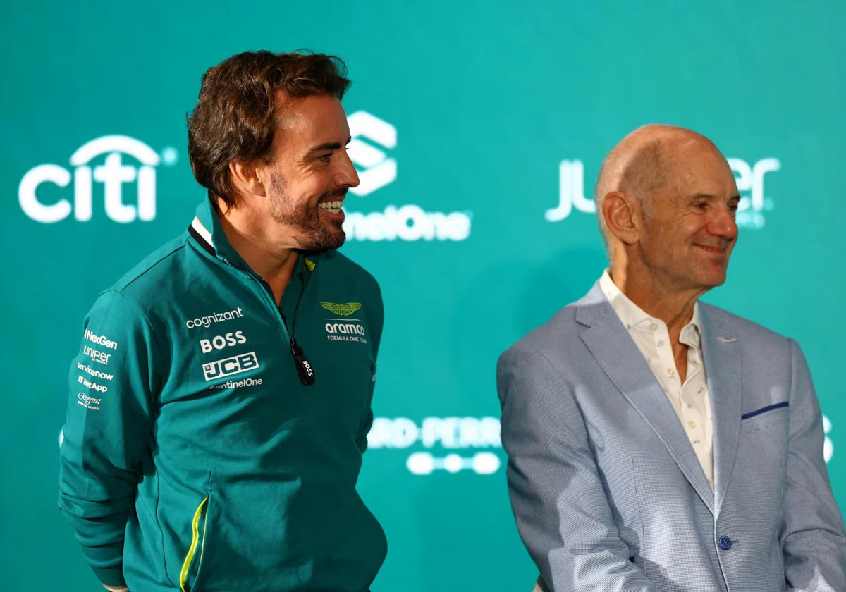 Fernando Alonso y Adrian Newey