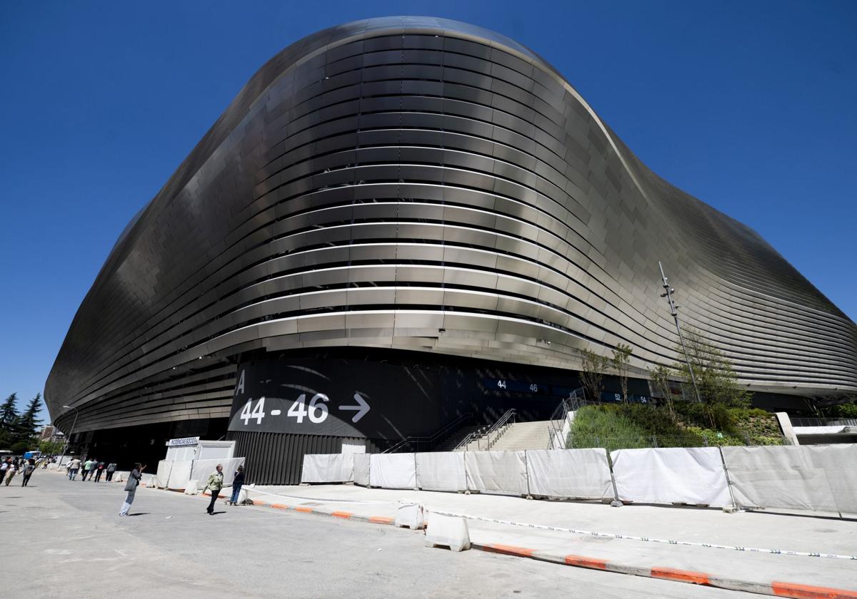 El nuevo Bernabéu, visto desde fuera