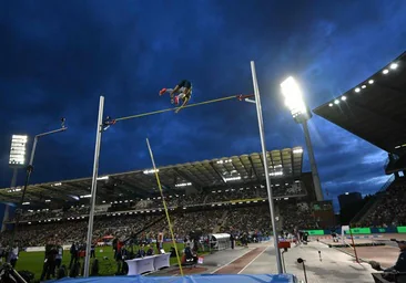 Duplantis se limita a ganar el diamante y rehúye batir el récord del mundo