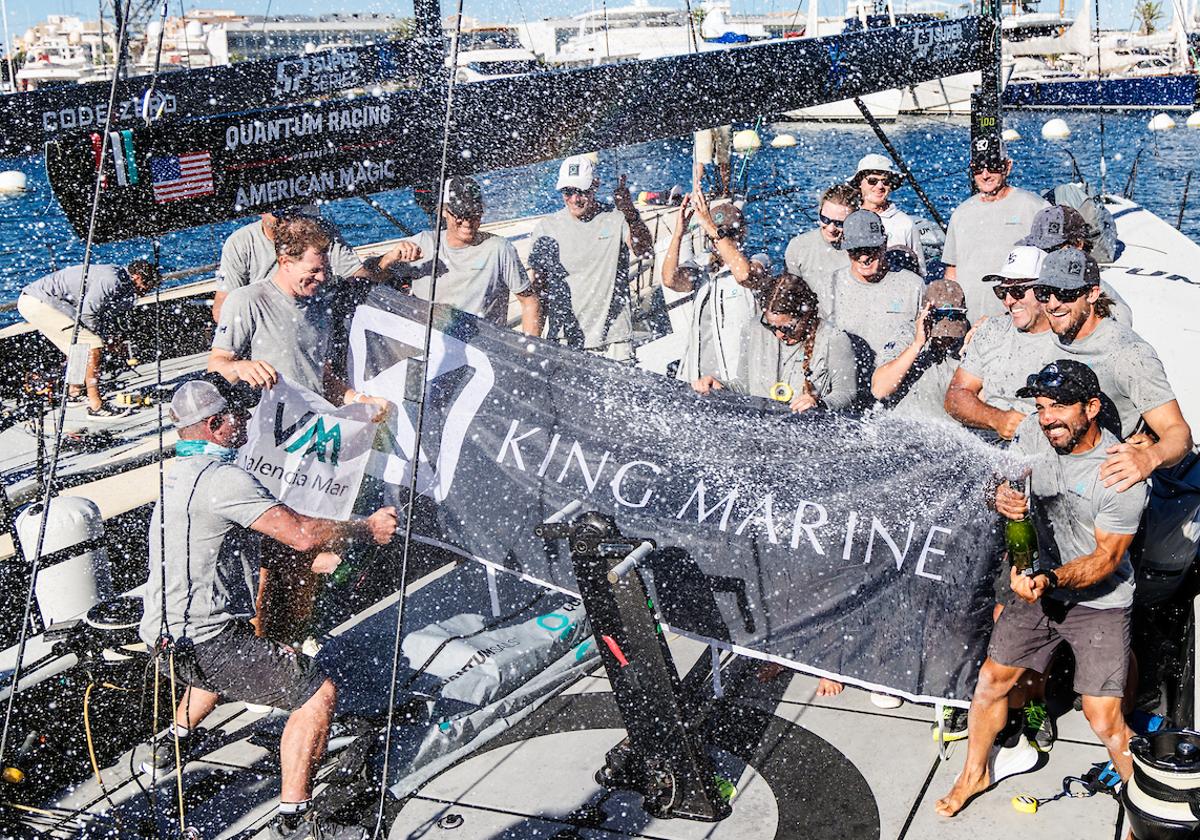 «Quantum Racing» logró en Valencia su sexta corona de 52 Super Series en una emocionante Gran Final