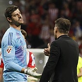 Simeone carga con dureza contra Courtois: «Hay que sancionar al que provoca»