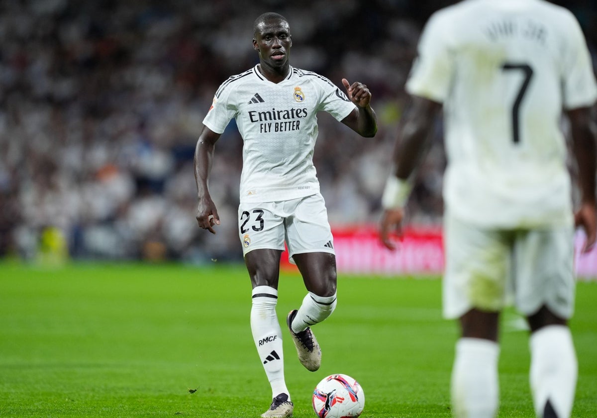 Mendy, durante el último duelo de Liga del Real Madrid ante el Villarreal