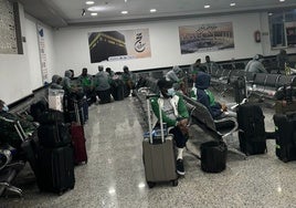 La Nigeria de Ejuke e Iheanacho, atrapada en un aeropuerto de Libia sin comida ni bebida