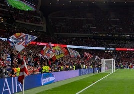 La afición del Atlético vuelve al fondo sur: un reencuentro caliente en el Metropolitano