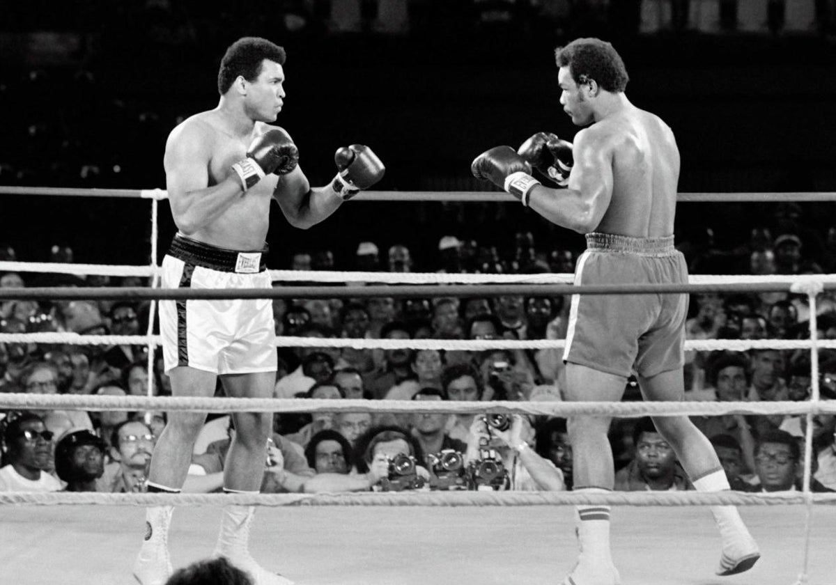 Alí y Foreman, durante el combate celebrado en Kinsasa