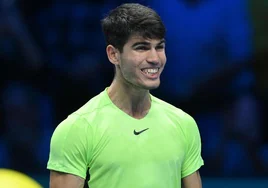 Dónde ver Carlos Alcaraz - Andrey Rublev en televisión y online y a qué hora empieza el partido de la ATP Finals hoy