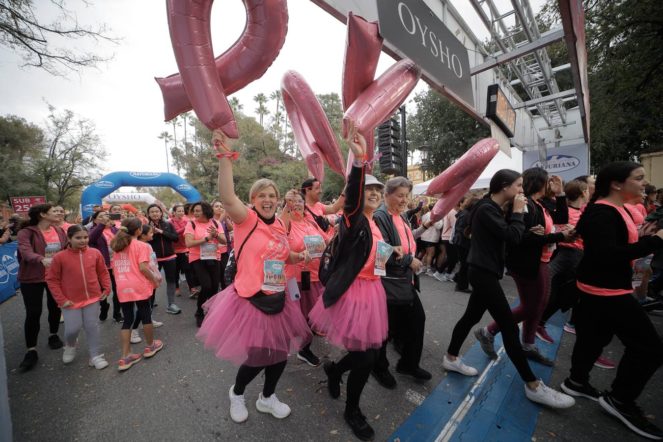 Participantes en la Carrera de la Mujer de Sevilla