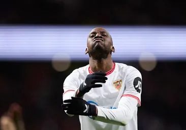 El Sevilla echa el cerrojo a Dodi Lukebakio