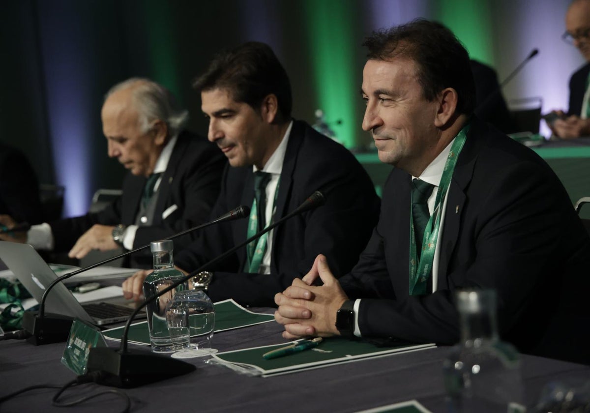 Imagen de la Junta General Ordinaria de Accionistas del Real Betis celebrada e diciembre de 2024