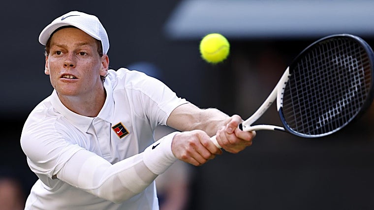 Sinner venceu Djokovic nas semifinais em Wimbledon.
