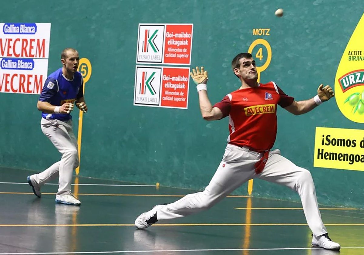 Foto de archivo de un partido de pelota vasca