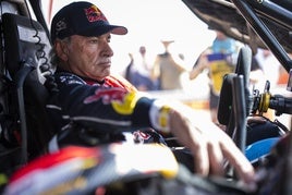 El abandono de Carlos Sainz en el Dakar, un paréntesis para un campeón con mucha cuerda