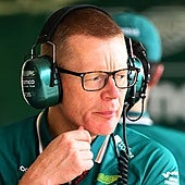 El hombre que llevó a la cima a Mercedes asume todo el poder en Aston Martin