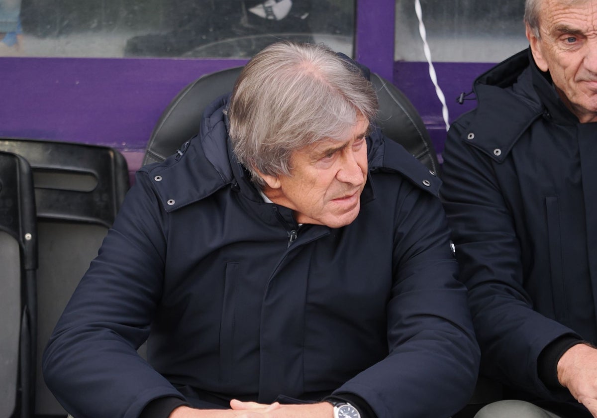 Pellegrini, en el banquillo del Estadio José Zorrilla