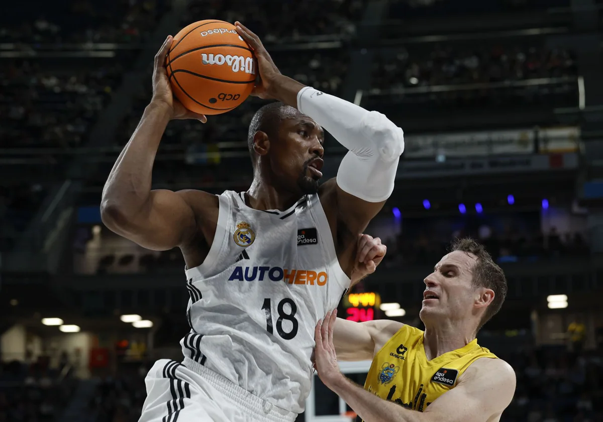 Ibaka, en un momento del partido ante el Tenerife