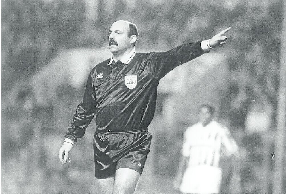 Joaquín Ramos Marcos, en su etapa de árbitro