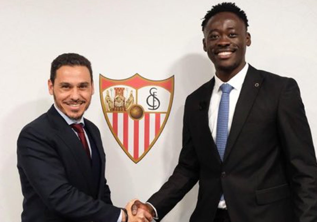 Oficial: Akor Adams, nuevo jugador del Sevilla FC