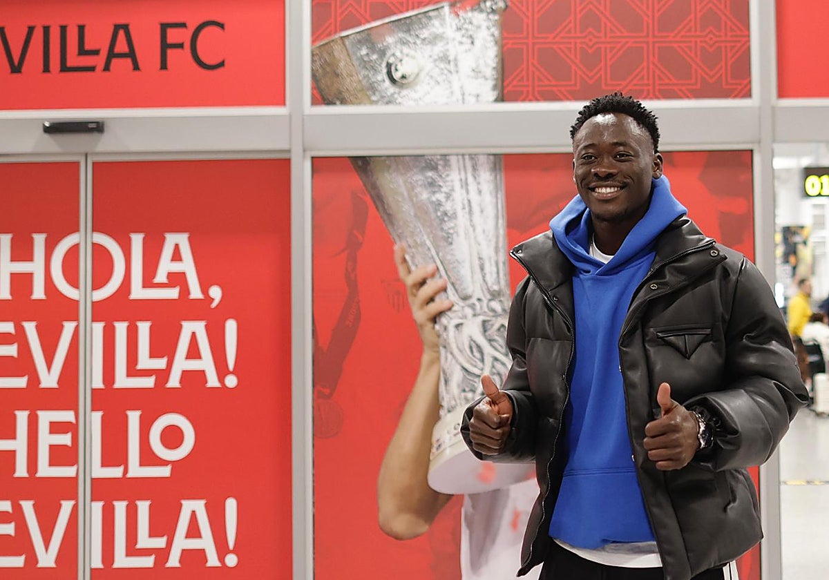 Akor Adams, en el aeropuerto de Sevilla este sábado