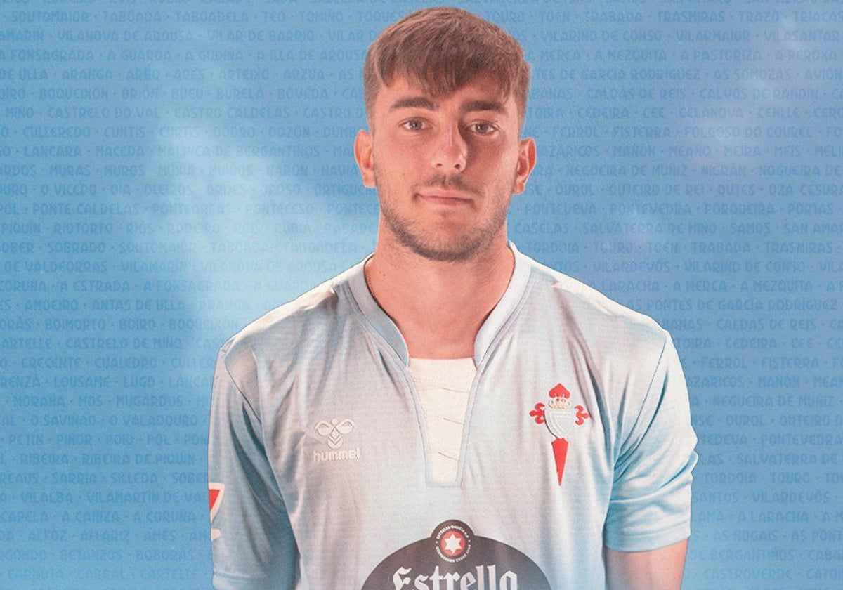 Iker Losada, con la camiseta del Celta de Vigo