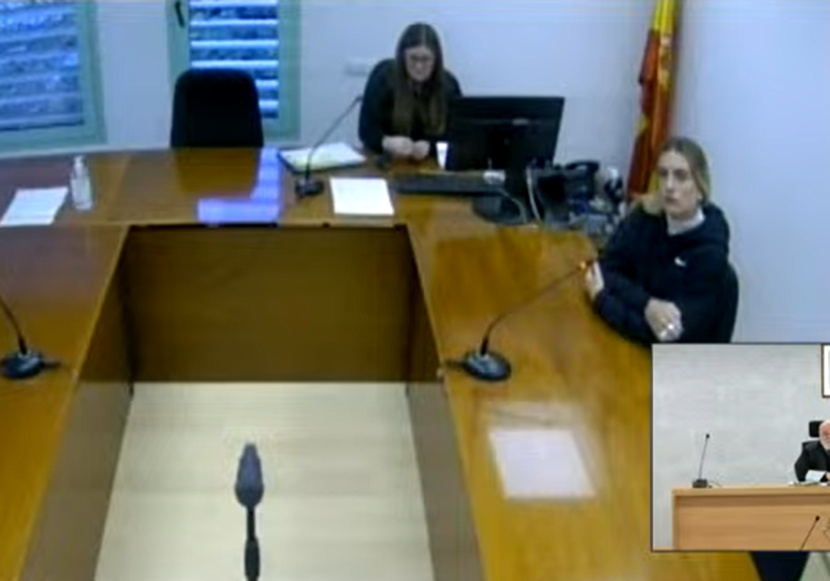 Alexia Putellas, declarando por videoconferencia desde un juzgado de Sant Feliu