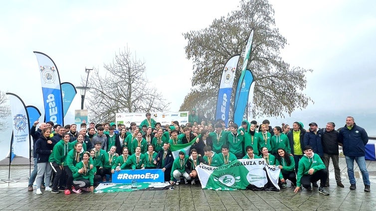 La selección andaluza de remo, campeona de España