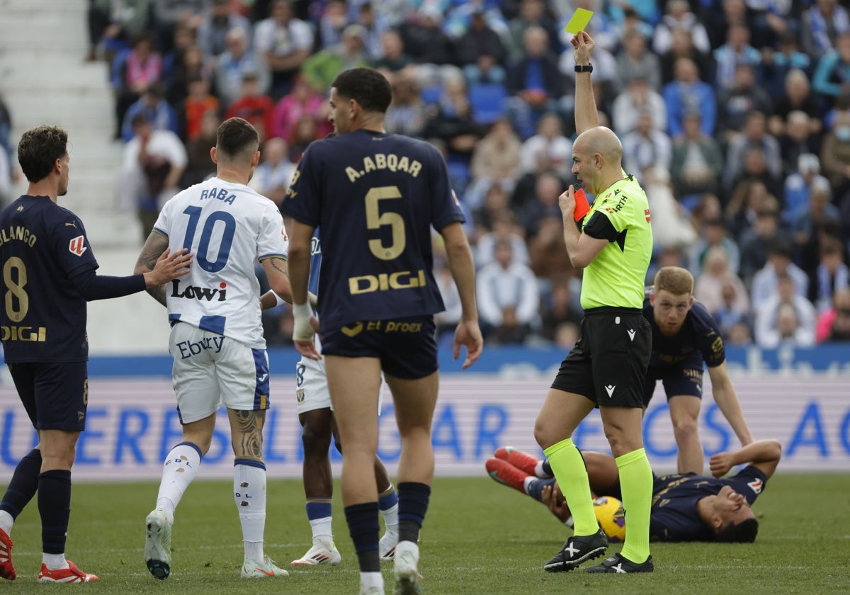 González Fuertes, árbitro del Leganés-Alavés