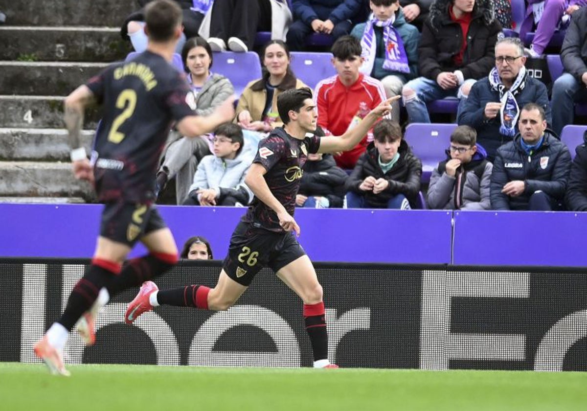 Juanlu celebra su primer gol al Valladolid