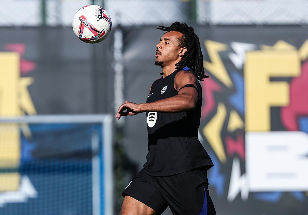Koundé, en un entrenamiento