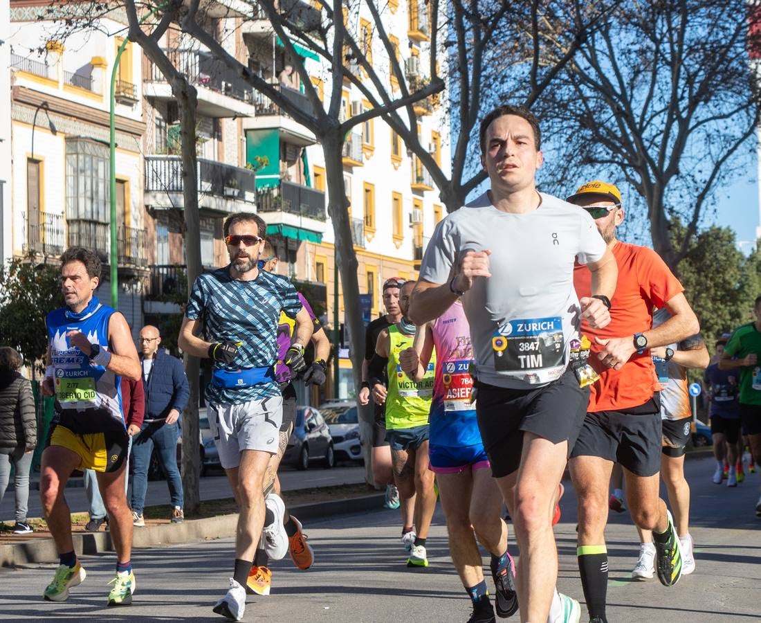 La fiesta del deporte recorrió las calles de Sevilla con la maratón 