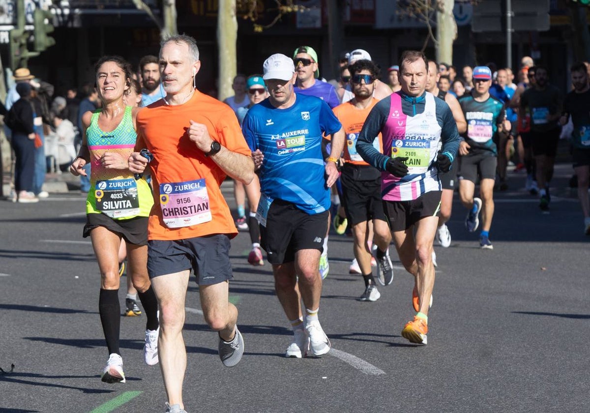 La fiesta del deporte recorrió las calles de Sevilla con la maratón