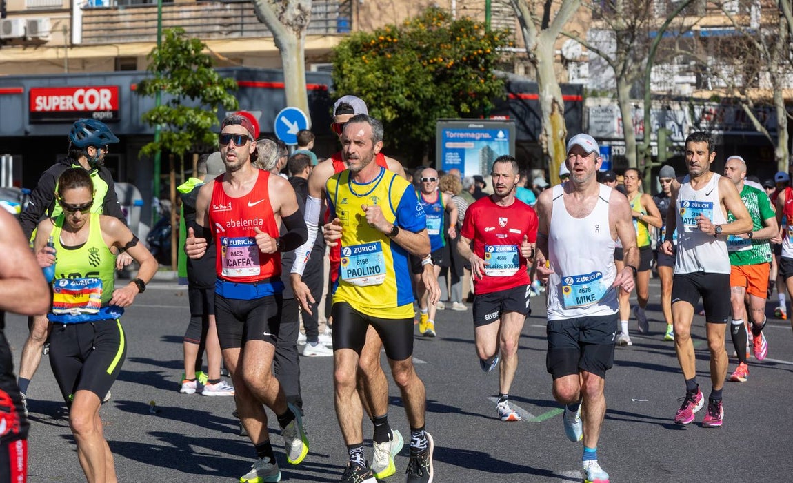 La fiesta del deporte recorrió las calles de Sevilla con la maratón 