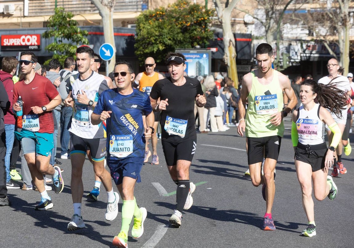 La fiesta del deporte recorrió las calles de Sevilla con la maratón 