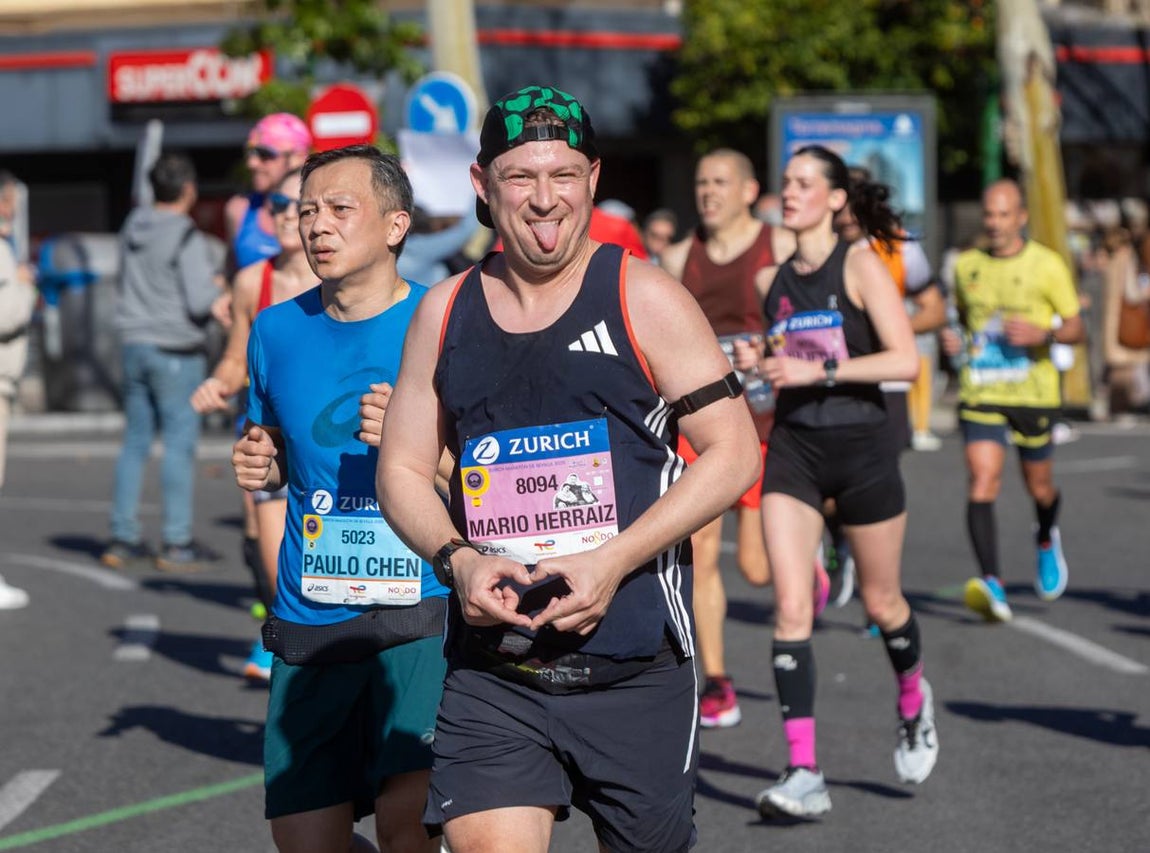 La fiesta del deporte recorrió las calles de Sevilla con la maratón 