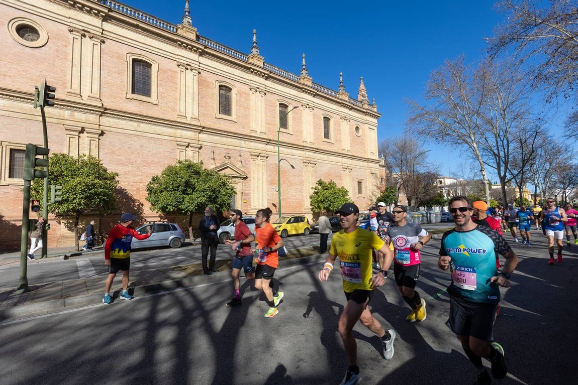 La fiesta del deporte recorrió las calles de Sevilla con la maratón 