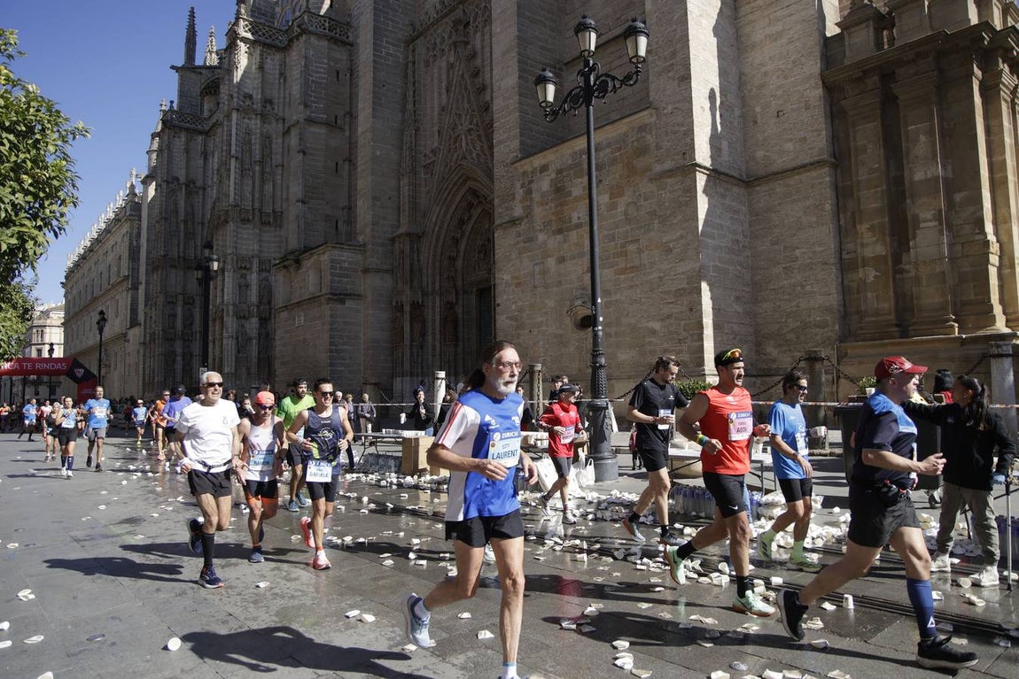 La carrera sevillana ha pasado por lugar emblemáticos de la ciudad como la Torre del Oro o la Plaza de España