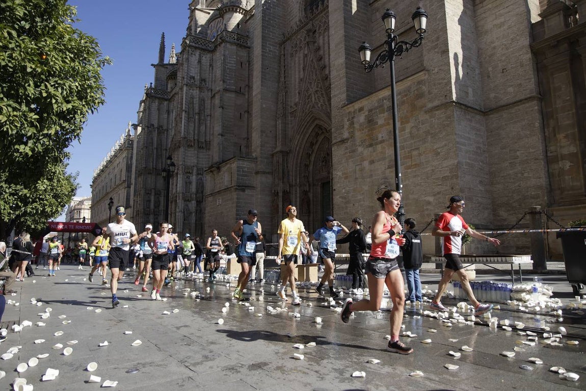 La carrera sevillana ha pasado por lugar emblemáticos de la ciudad como la Torre del Oro o la Plaza de España