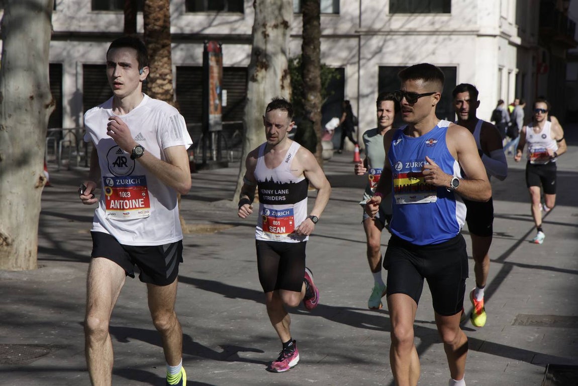 La carrera sevillana ha pasado por lugar emblemáticos de la ciudad como la Torre del Oro o la Plaza de España