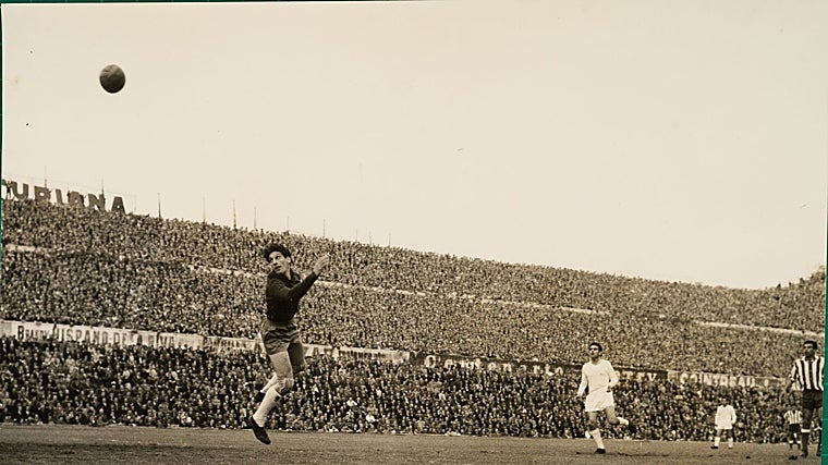 El derbi de los bulos: empate amañado y un té maldito