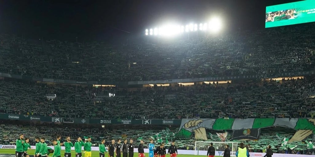 El derbi Betis - Sevilla, con la nocturnidad por decreto en el Villamarín