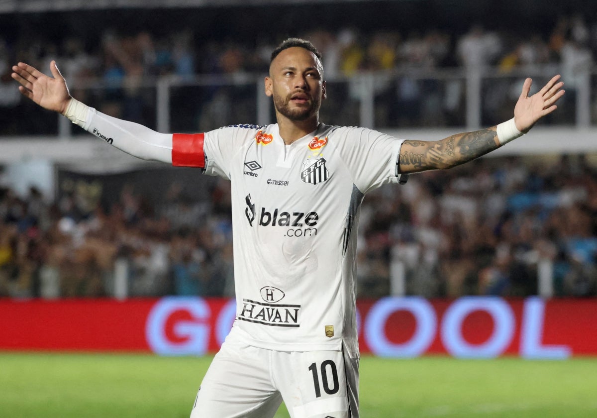Neymar, durante un partido con el Santos brasileño