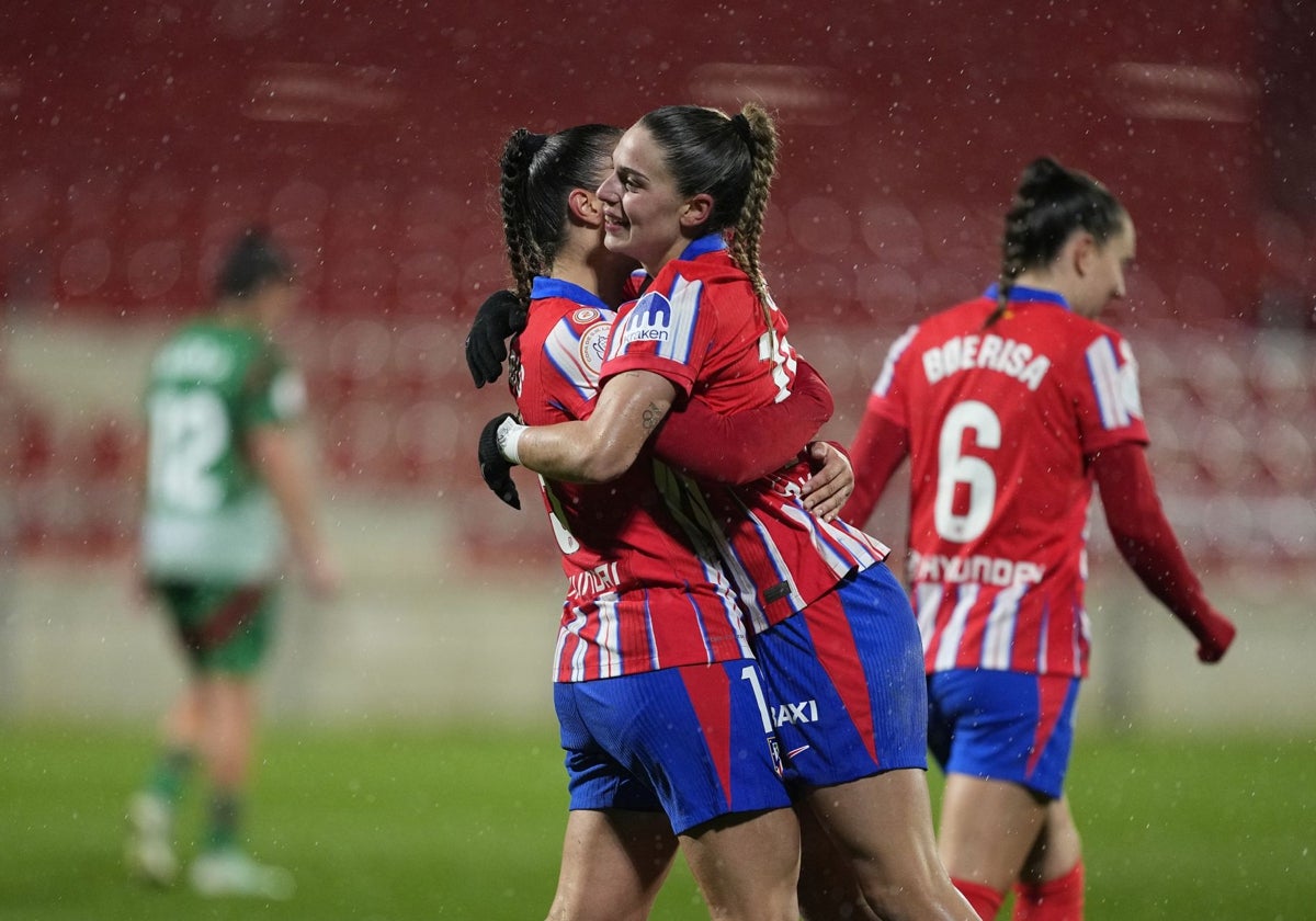 El Atlético cumple ante el Granada y se cita con el Barcelona en la final de la Copa de la Reina