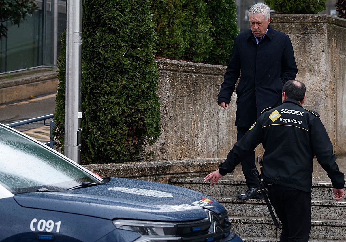 Carlo Ancelotti, el miércoles a sui salida de los juzgados