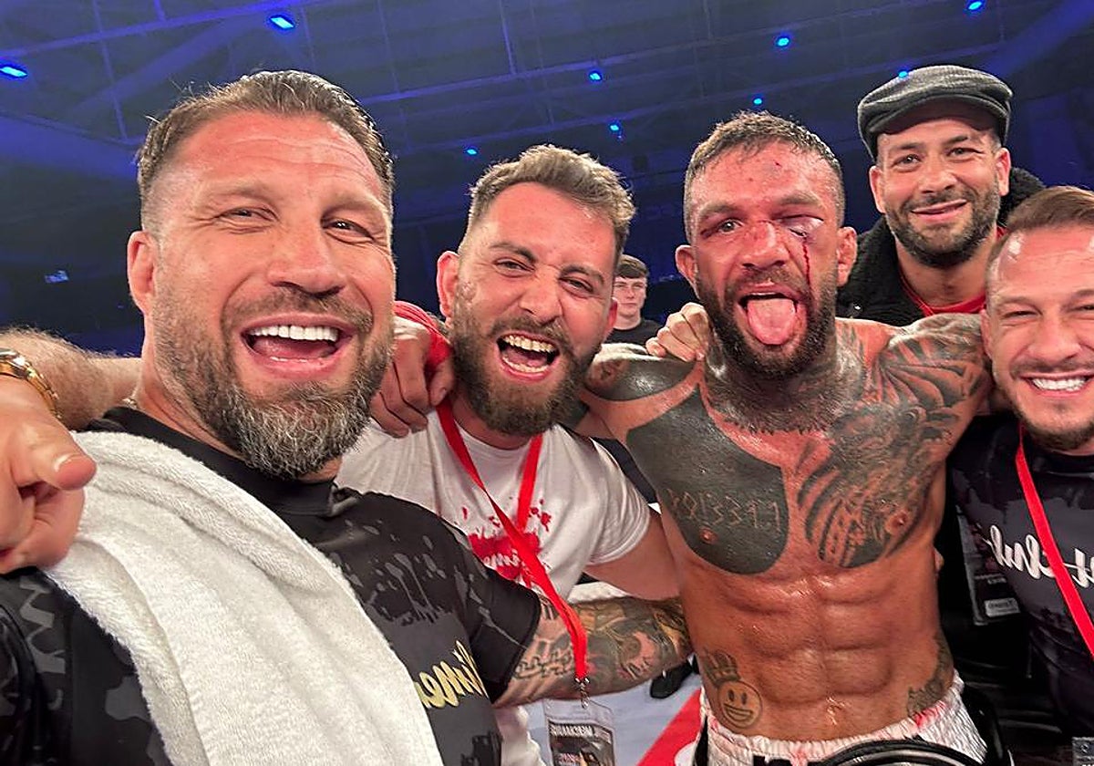 Jorge Climent junto a Franco Tenaglia en BKFC