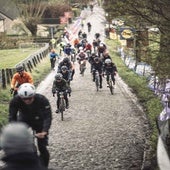 Dos ciclistas aficionados mueren durante el Tour de Flandes cicloturista